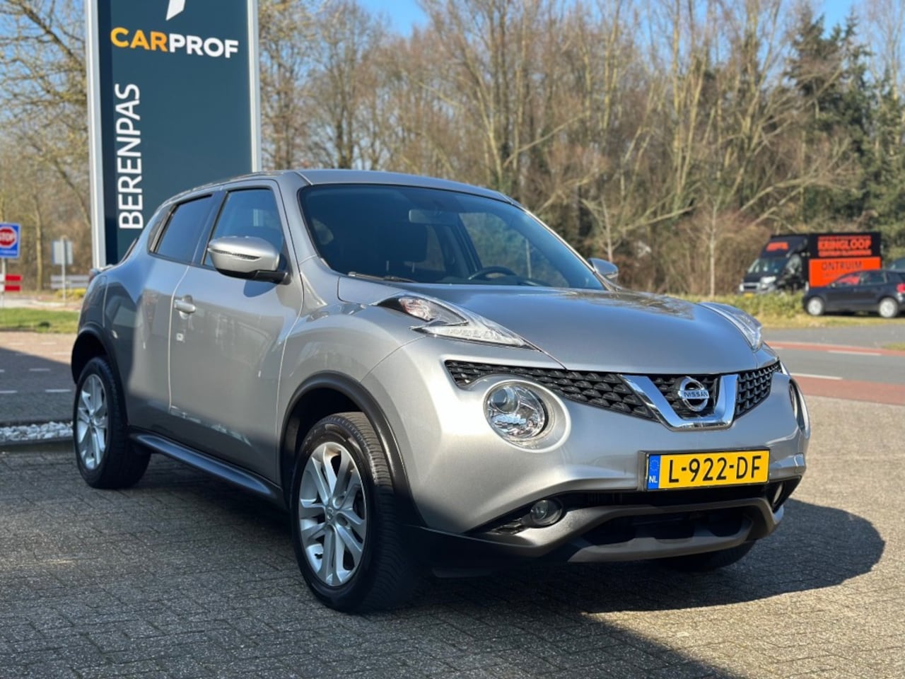 Nissan Juke - 1.2 DIG-T S/S Acenta Connect '' Camera - Clima - Allseasonbanden - AutoWereld.nl