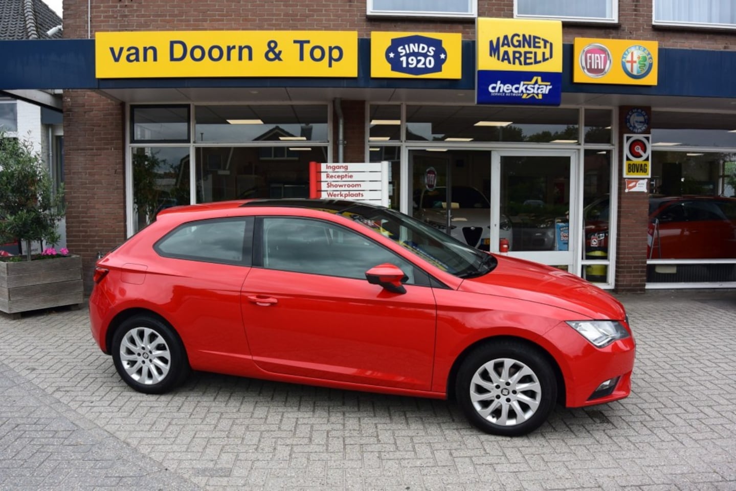 SEAT Leon - 1.2 TSI Style 1.2 TSI STYLE - AutoWereld.nl