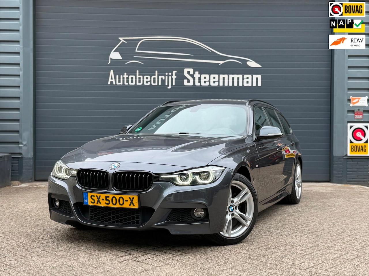 BMW 3-serie Touring - 320i Edition M Sport Executive | Trekhaak - AutoWereld.nl