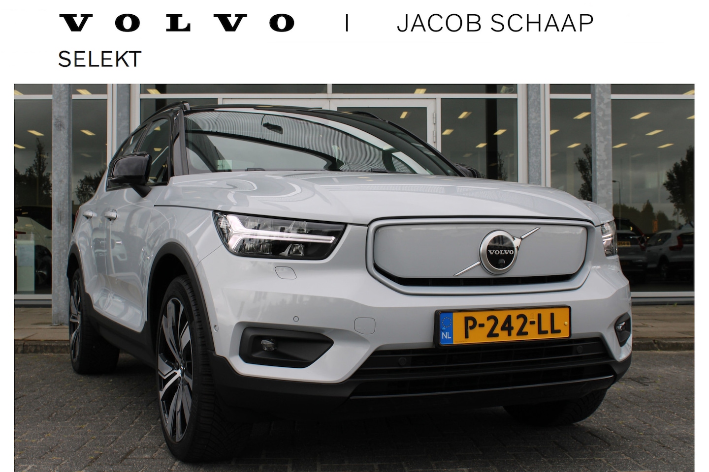 Volvo XC40 - 232PK Automaat Recharge Pro | 360 Camera | Adapt. Cruise | H&K Audio | 20" LMV | Verw. Voo - AutoWereld.nl