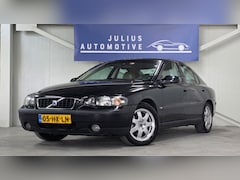 Volvo S60 - 2.4 T Geartronic 200pk Trekhaak Clima Nieuwe APK Garantie