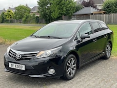 Toyota Avensis - 1.8 VVT-I Business / ECC/ Navi/ Cruise/ Camera/ LM/ Stoelverwarming