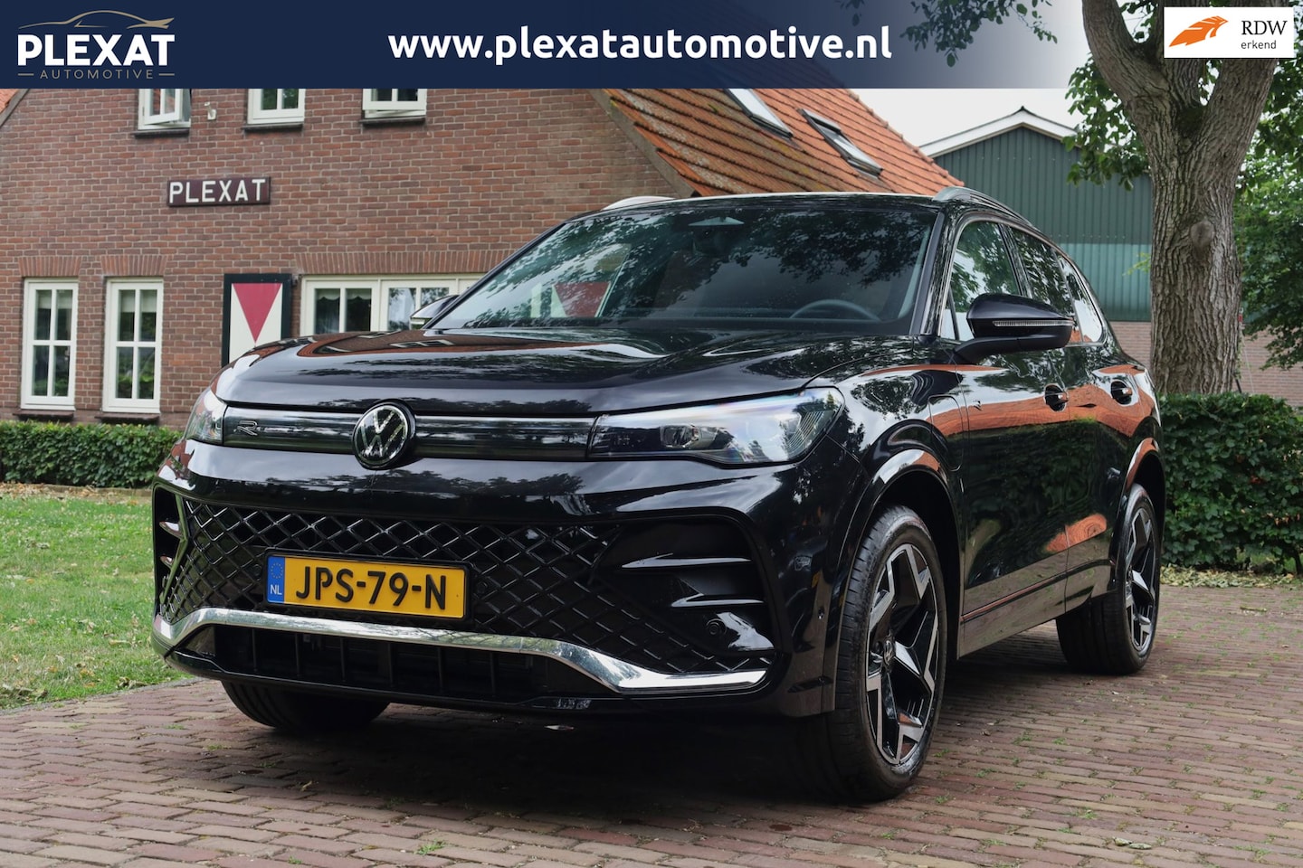 Volkswagen Tiguan - 1.5 eHybrid R-Line Business Aut. | 2x R-Line | IQ Light | Slechts 3200KM | Massage | Adapt - AutoWereld.nl
