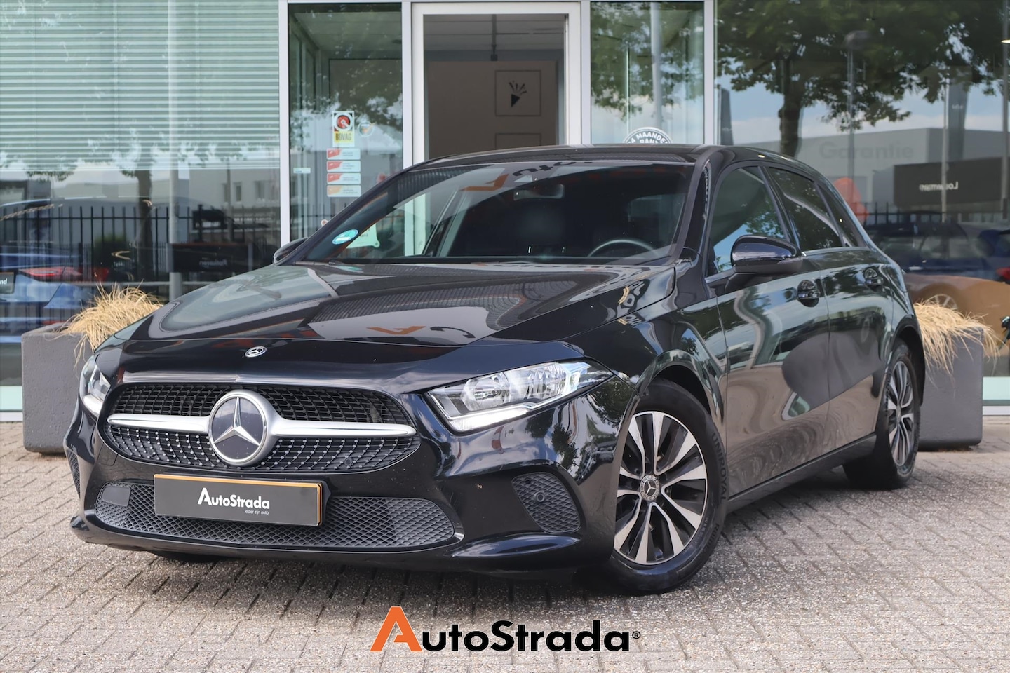 Mercedes-Benz A-klasse - A 160 Business Solution 109pk | Cruise | Virtual | Camera | Navigatie | Climate - AutoWereld.nl