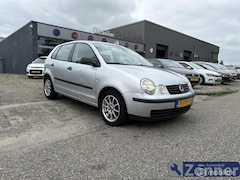 Volkswagen Polo - 1.2-12V