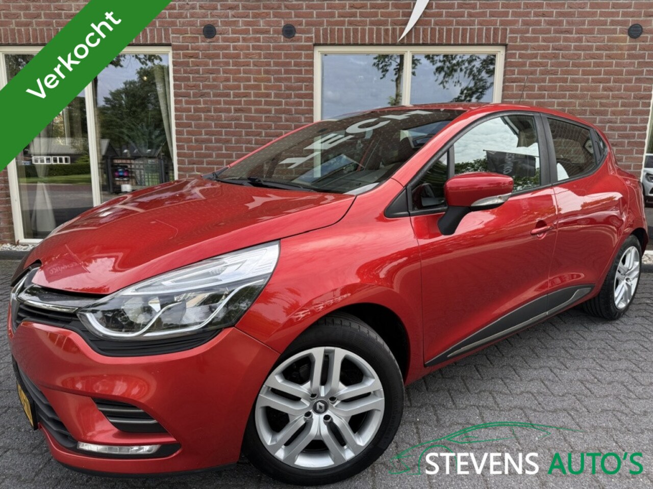 Renault Clio - 0.9 TCe Zen VERKCOHT! NAVI / AIRCO / CRUISE / ELEK.PAKKET - AutoWereld.nl