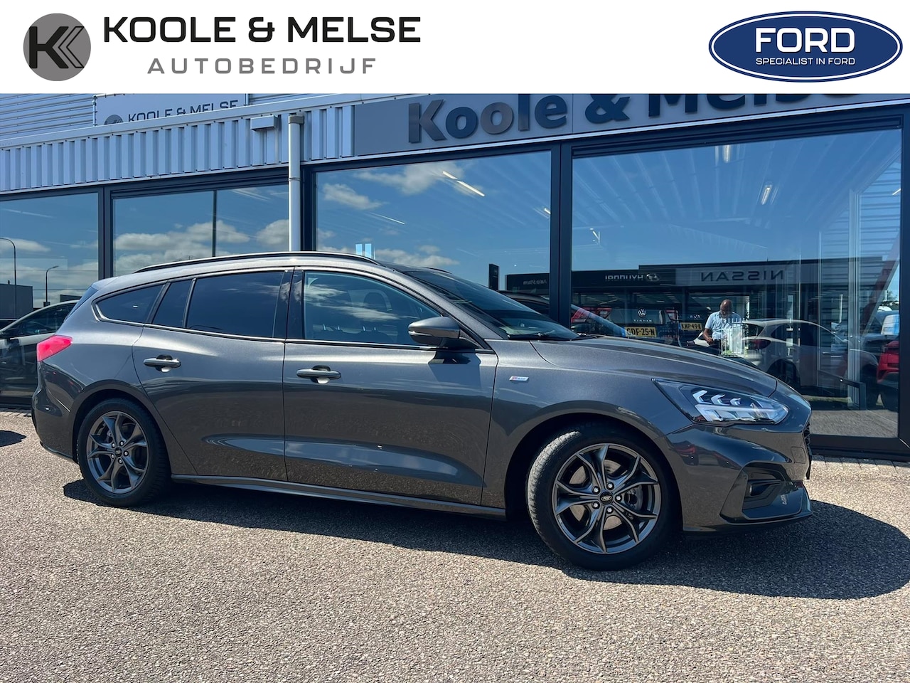 Ford Focus - 1.0 EcoBoost Hybrid ST Line X 1.0 EcoBoost Hybrid 125pk ST Line X , trekhaak , carplay , camera achter , winterpakket - AutoWereld.nl