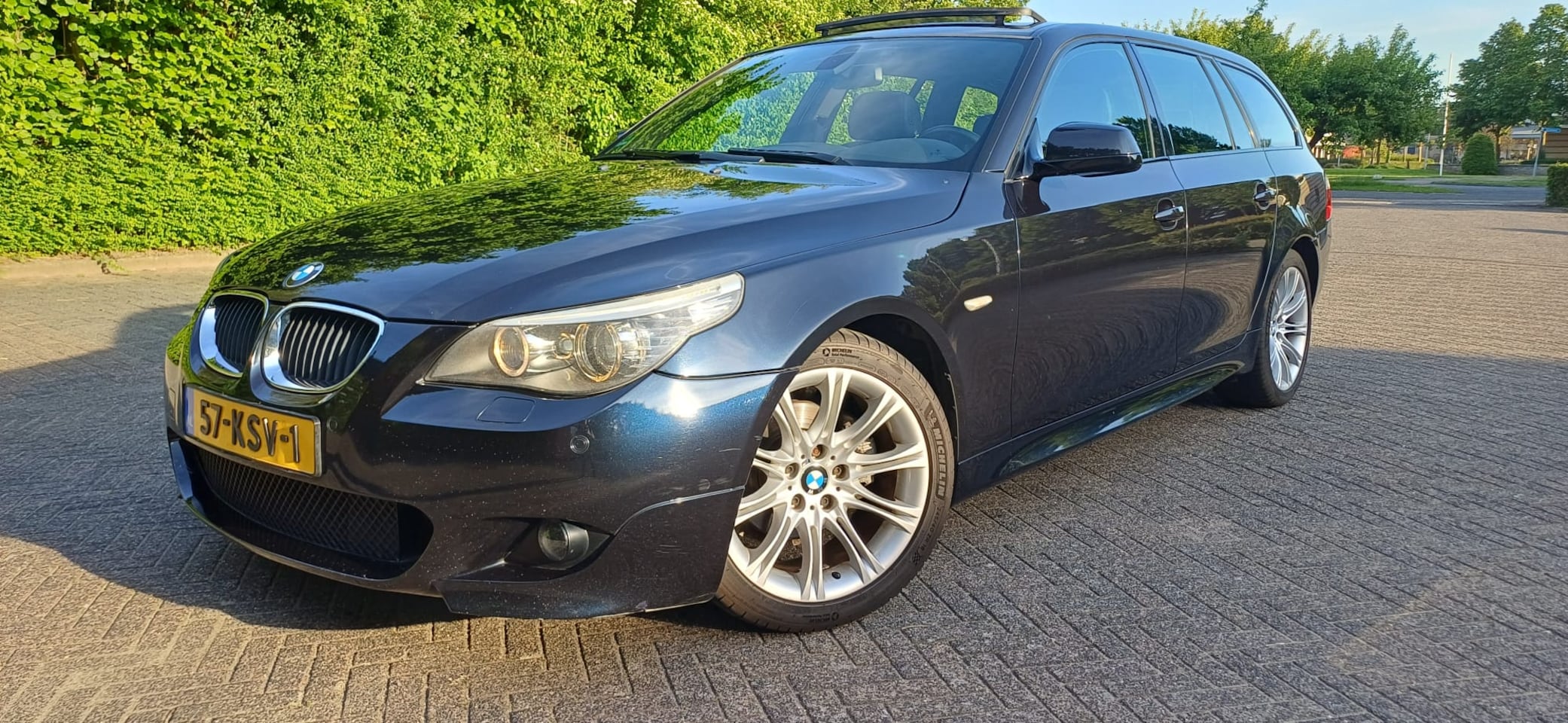 BMW 5-serie Touring - 520i Corporate Lease Business Line Sport Pano NAP Goed onderhouden NL auto - AutoWereld.nl
