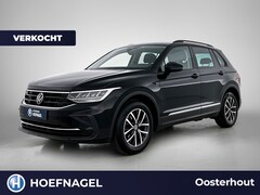 Volkswagen Tiguan - 1.5 TSI Life Business | Automaat | Adaptive cruise | Navigatie | Camera | Parkeersensoren
