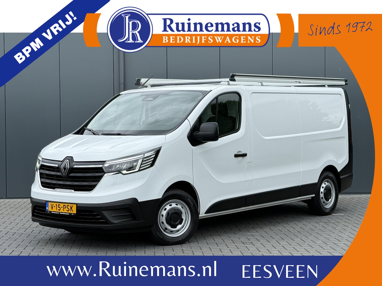 Renault Trafic - 2.0 dCi 150 PK AUTOMAAT / L2H1 / 27.349 KM!! / TREKHAAK / IMPERIAAL / 3-ZITS / CAMERA / LE - AutoWereld.nl