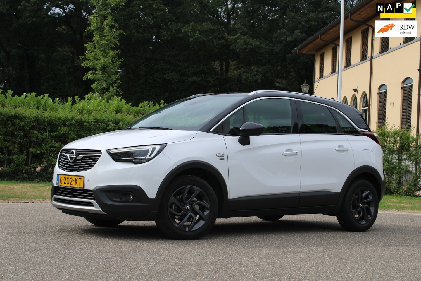 Opel Crossland X - 1.2 Turbo 120 Jaar Edition-1e eigenaar-dealeronderhouden. - AutoWereld.nl