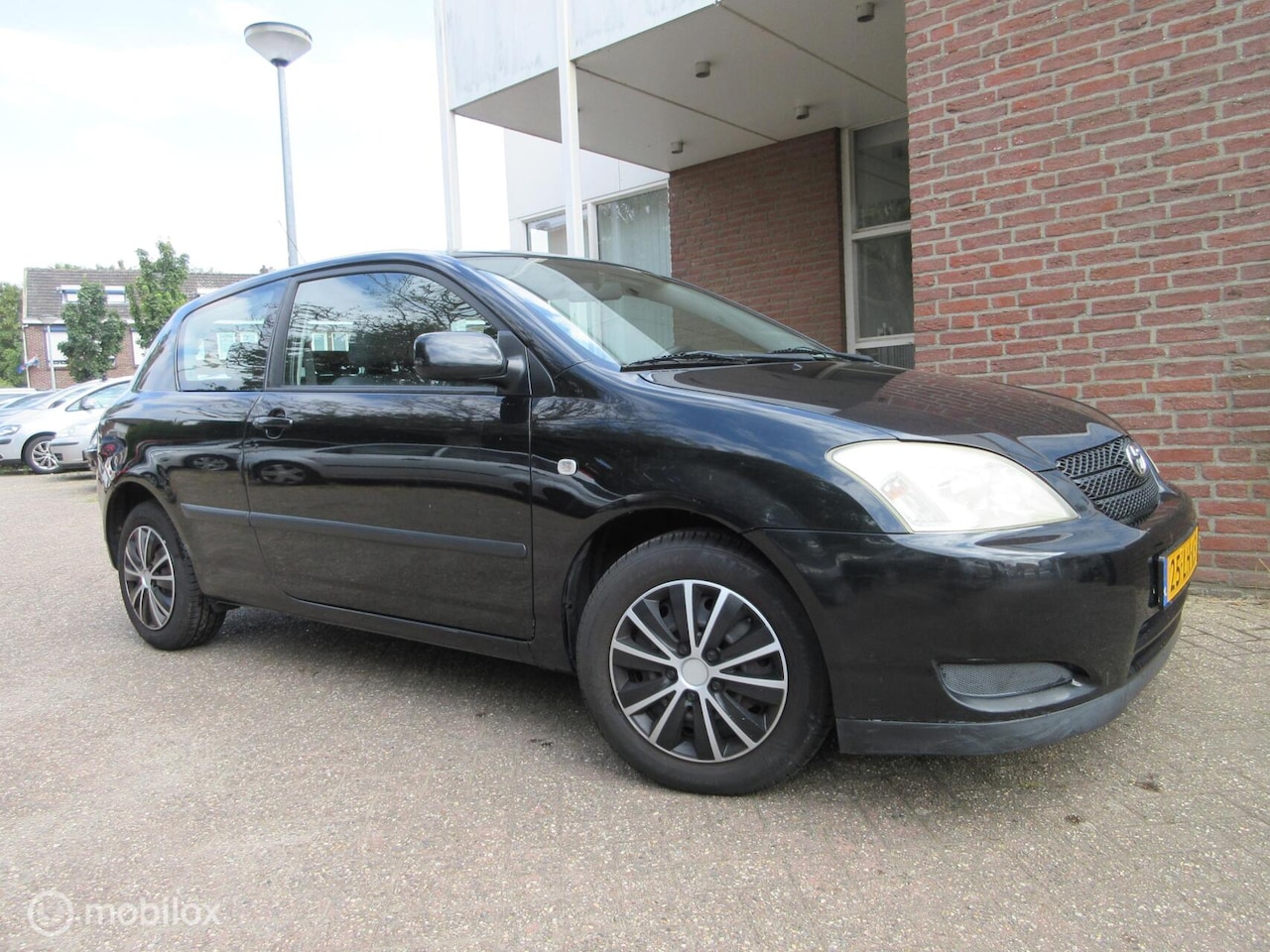 Toyota Corolla - 1.4 VVT-i Linea Terra Veel nieuwe onderdelen - AutoWereld.nl