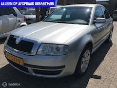 Skoda Superb - - 2.8 V6 Comfort MOTOR DEFECT