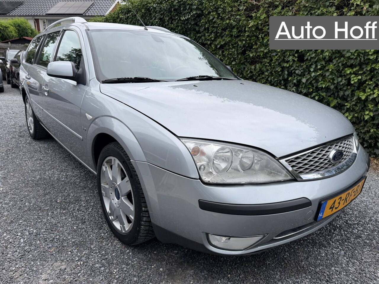 Ford Mondeo Wagon - 2.5 V6 Ghia Executive Automaat | Autom. Airco | Cruise Control | LMV | Half Leer | Sportst - AutoWereld.nl