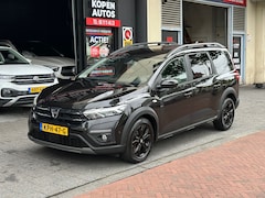 Dacia Jogger - 1.0 TCe 110 Expression 7 Pers Navi Camera Carplay PDC