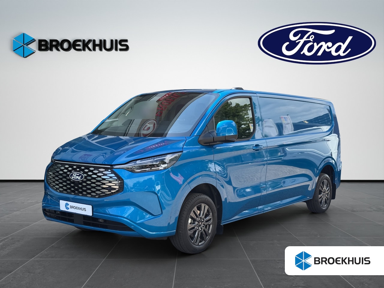 Ford Transit Custom - E-Transit 340L2H1 218pk Limited 65kWh | Driver Ass. Pack Ultimate | LED Matrix | B&O | 360 - AutoWereld.nl