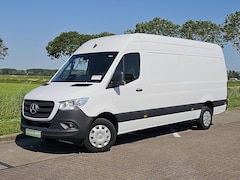 Mercedes-Benz Sprinter - 317 1.9 CDI L3H2 RWD Mbux10 Euro6 Airco 170Pk Camera BPM-Vrij 3-Zits