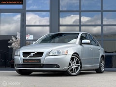 Volvo S40 - 2.5 T5 Summum AUTOMAAT / LEDER / UNIEKE STAAT
