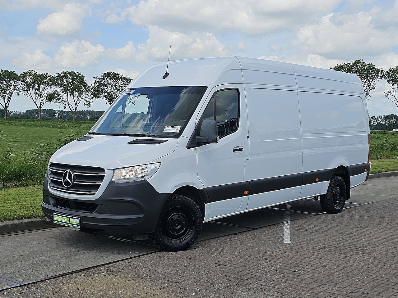 Mercedes-Benz Sprinter - 316 2.2 CDI L3H2 EURO VI-D 3.5T-Trekhaak Mbux10 + Navi 3-Zits Comfort-Stoel Stoelverwarmin - AutoWereld.nl
