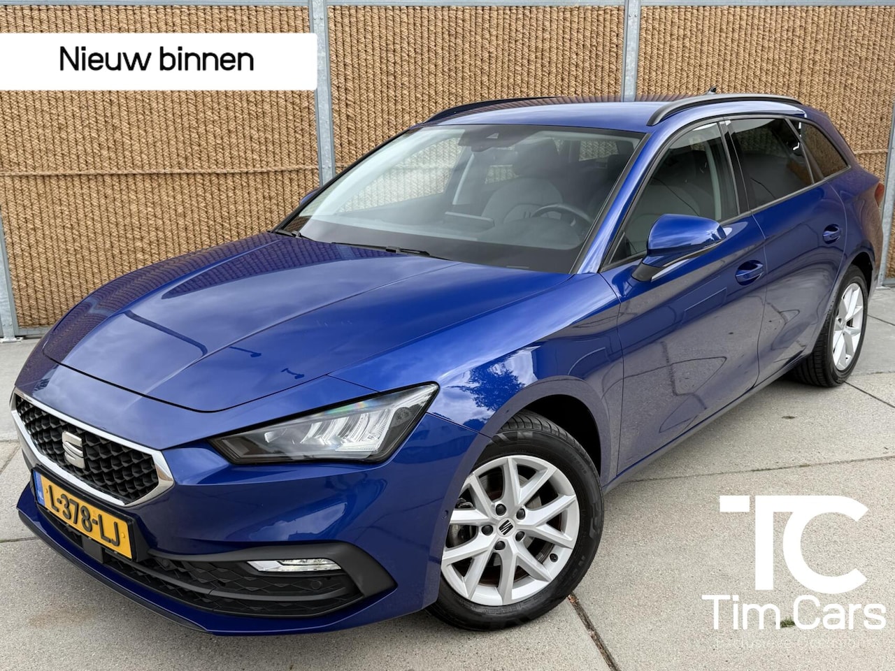 SEAT Leon Sportstourer - 1.0 TSI Style Business Intense Stoel- en stuurverwarming | Digitale cockpit | Keyless entr - AutoWereld.nl
