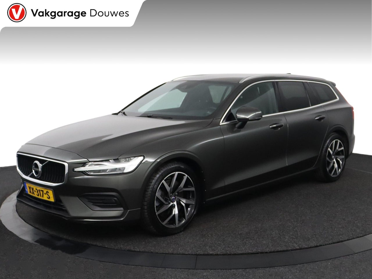 Volvo V60 - 2.0 T5 Momentum Pro |NAP|DOH|Memory|Trekhaak|Stoelverwarming voor + achter - AutoWereld.nl