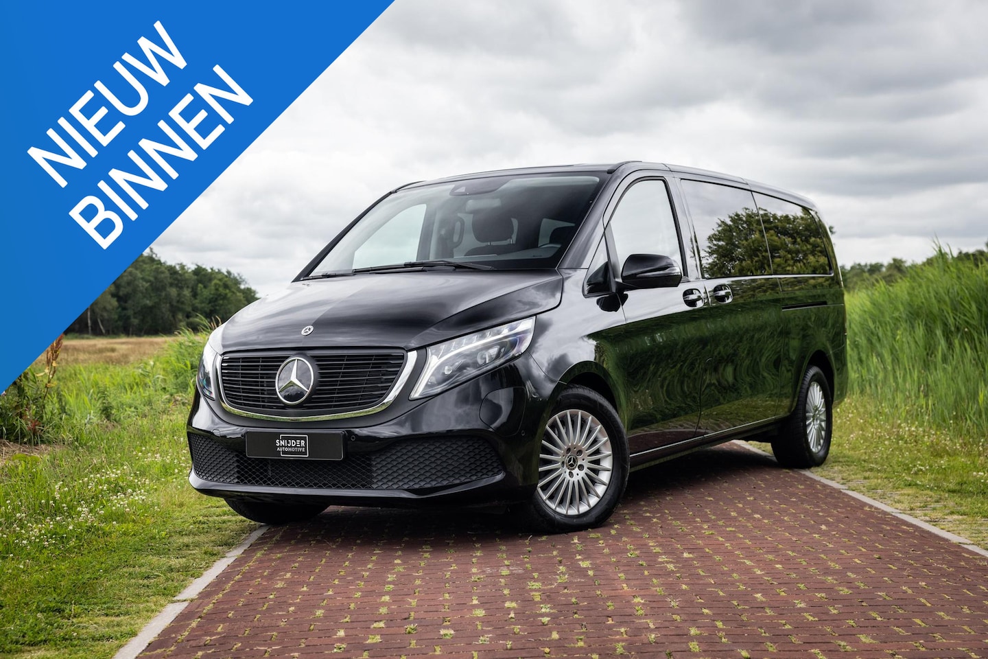 Mercedes-Benz EQV - 300 L3 90 kWh Rolstoel vervoer rolstoelbus - AutoWereld.nl
