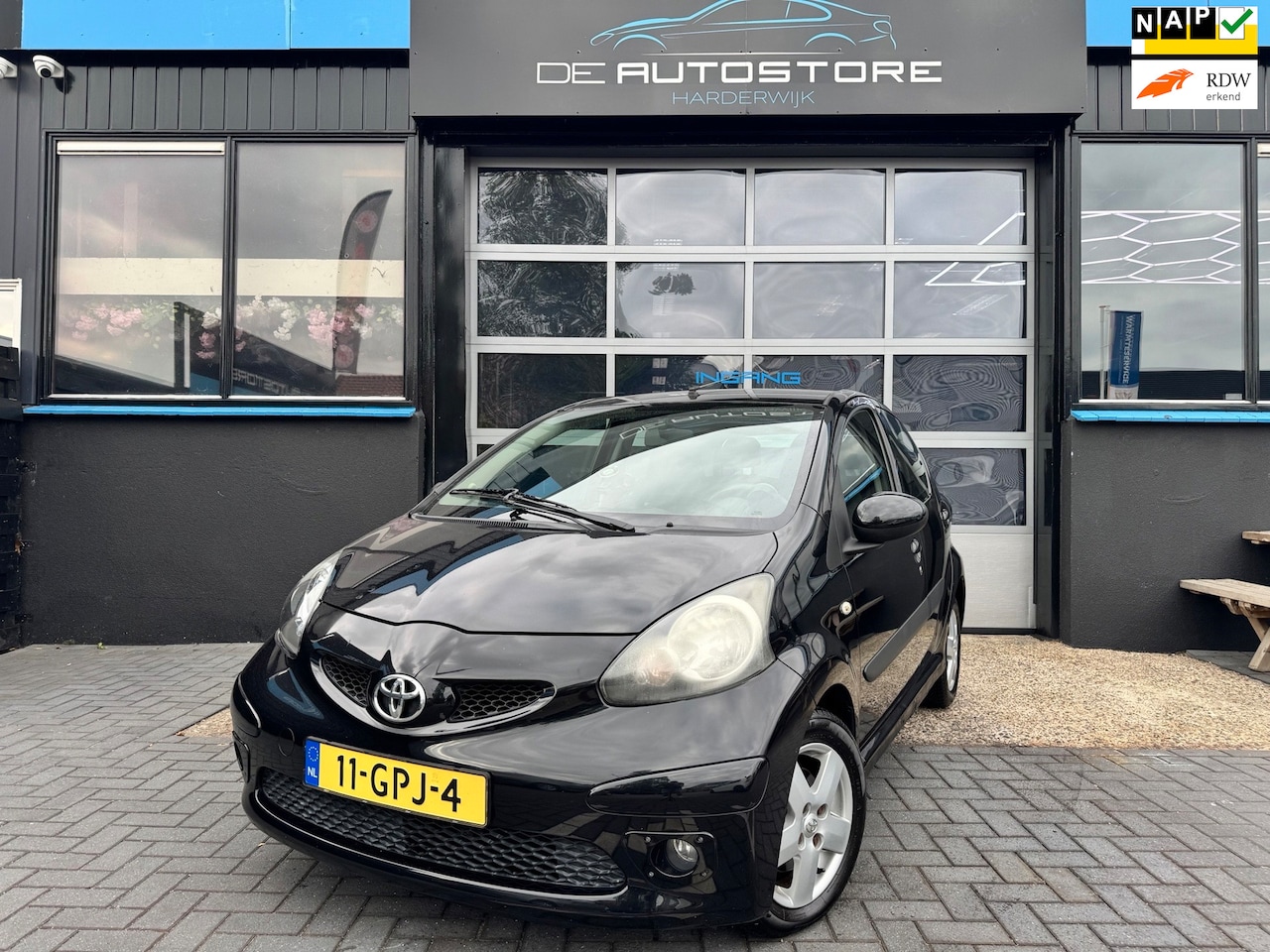 Toyota Aygo - 1.0-12V Sport Airco Elec ramen Aux - AutoWereld.nl