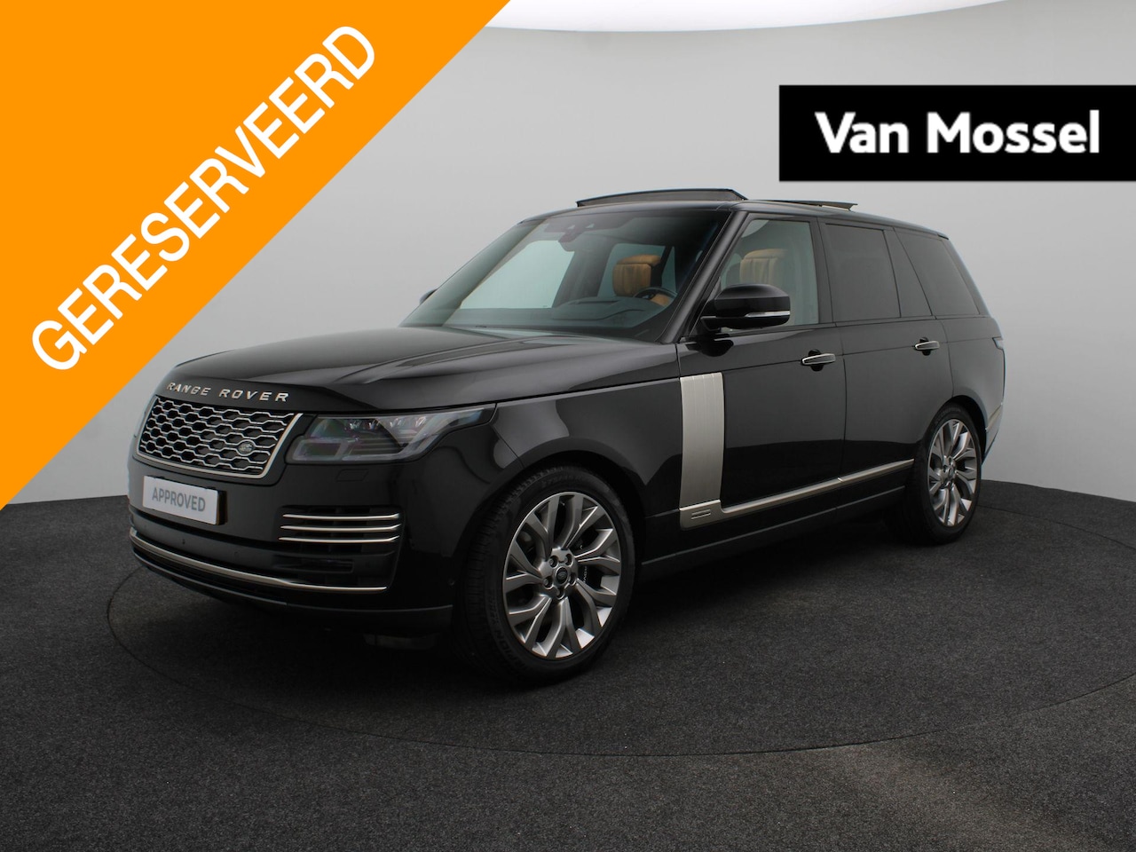 Land Rover Range Rover - P400e Fifty | Org NL auto | 1e Eigenaar | Dealeronderhouden | 21" | Executive Class Comfor - AutoWereld.nl