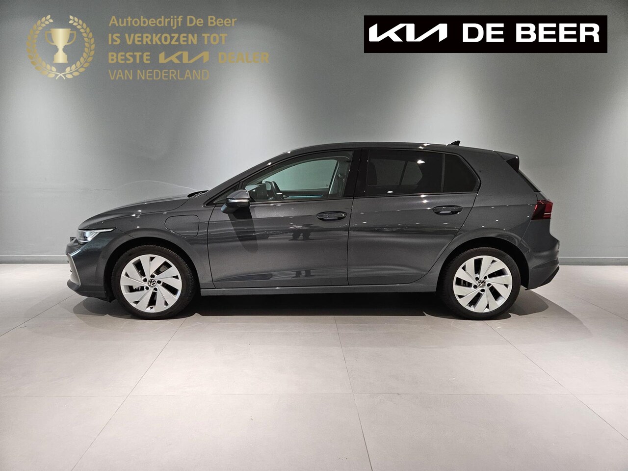 Volkswagen Golf - 1.5 eHybrid PHEV 204pk DSG-6 Life Edition - AutoWereld.nl