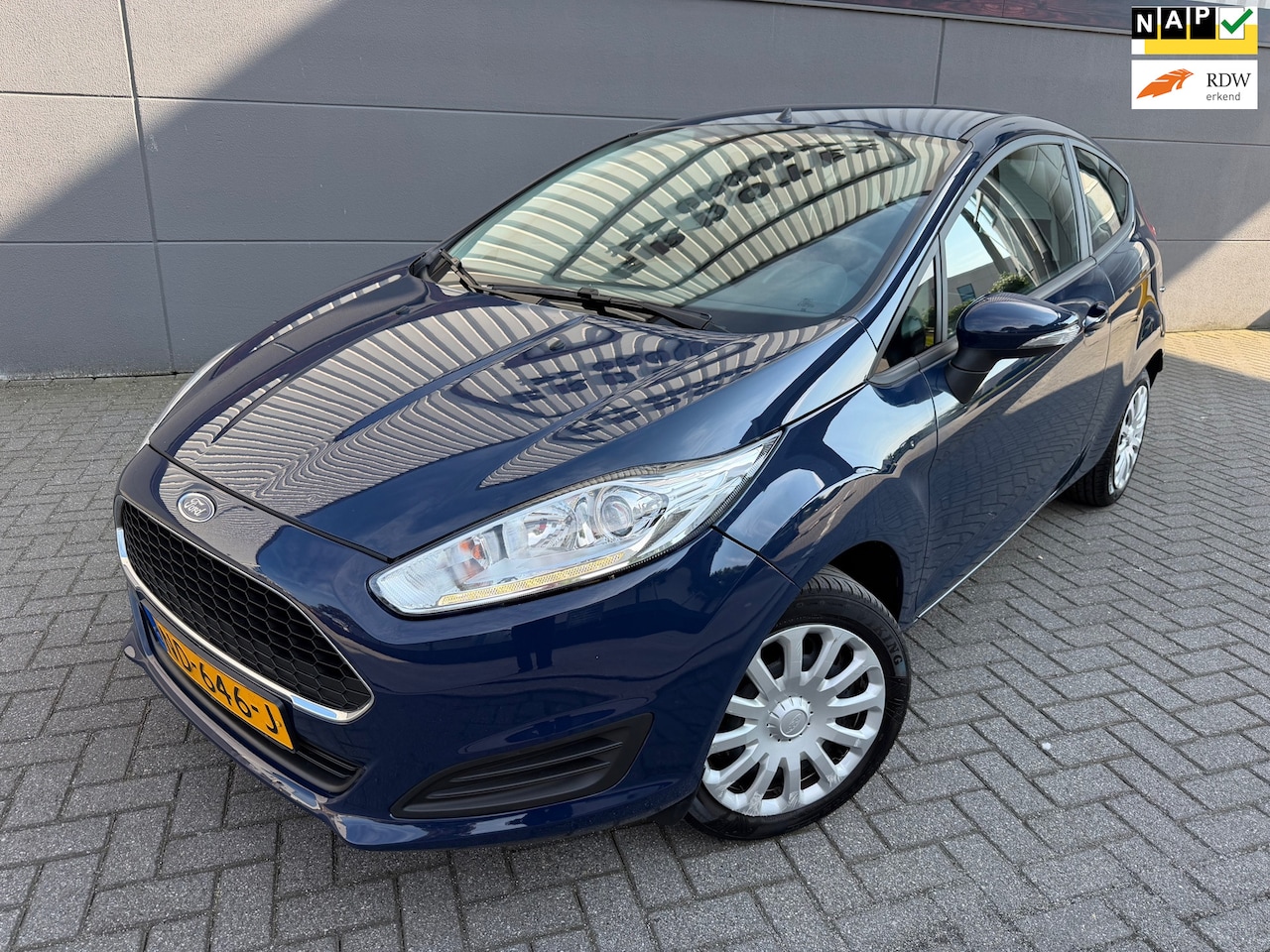 Ford Fiesta - 1.0 Style Essential*1eEigenaar*NAP*NEW-APK*Airco*Centrale vergrendeling afstandsbediening* - AutoWereld.nl