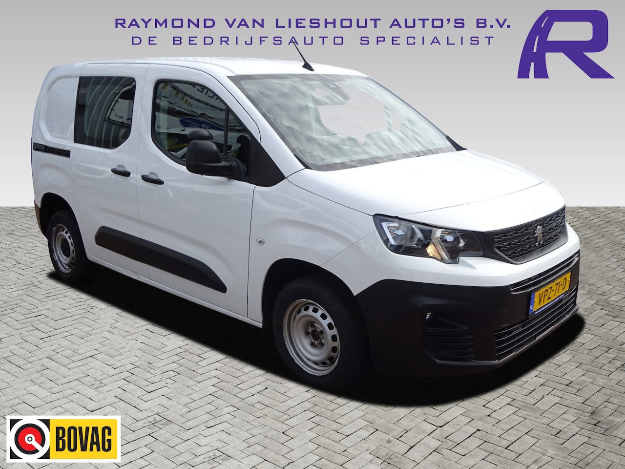 Peugeot Partner - 1.2 PureTech Pro BENZINE AIRCO NAVI CRUISE CONTROL PDC SCHUIFDEUR - AutoWereld.nl