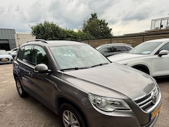 Volkswagen Tiguan - 1.4 TSI Comfort&Design 5deurs | Airco | Elek. Pakket | LM velgen | Trekhaak | Inruil mogel