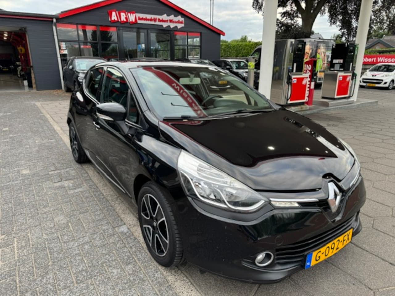 Renault Clio - 1.2 16V 79 pk 5D Collection - AutoWereld.nl