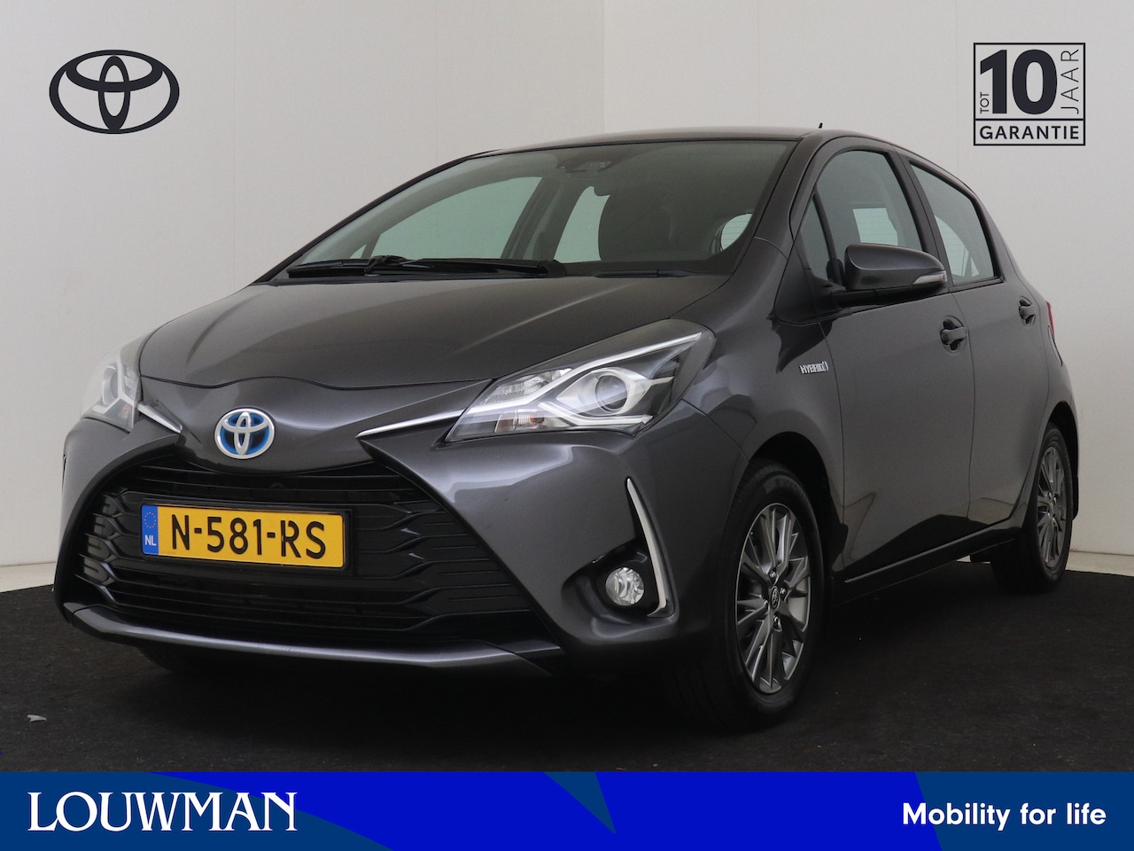 Toyota Yaris - 1.5 Hybrid Dynamic Limited | Apple CarPlay/Android Auto | Stoelverwarming | Climate Contro - AutoWereld.nl