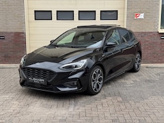 Ford Focus - 1.5 ST-Line B&O Pano Line assist Dodehoekdetectie Stoel -/ stuur verw