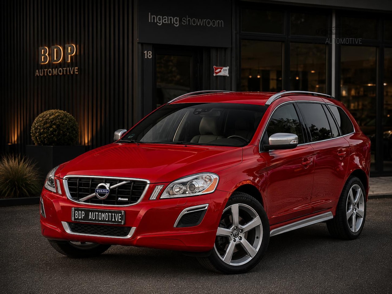 Volvo XC60 - 3.0 T6 AWD Momentum Leer | Camera | Mooie auto - AutoWereld.nl