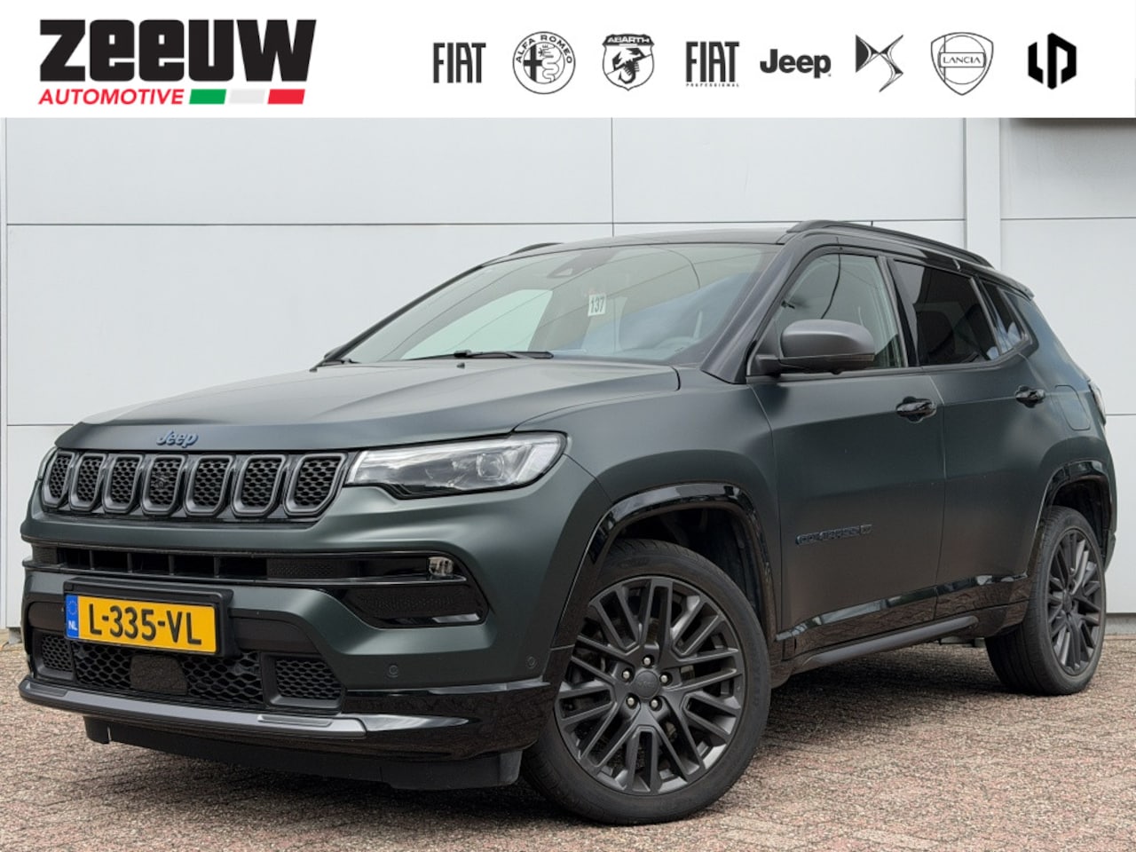 Jeep Compass - 4xe 240 PK Hybrid 80th Anniversary | Schuifdak | LED | 360cam | - AutoWereld.nl