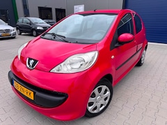 Peugeot 107 - 1.0-12V XS 111 duizend km nap