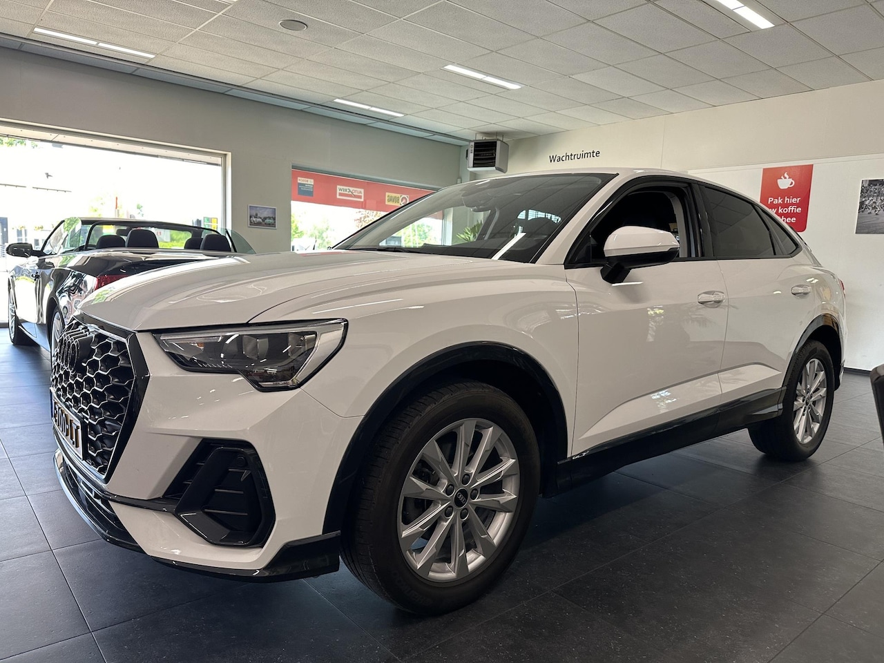 Audi Q3 Sportback - 35 TFSI Pro Line 150pk | Stoelverwarming - AutoWereld.nl