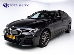 BMW 5-serie - 545e xDrive M-Sport | Open Dak | Trekhaak elec. | 360 Camera | Stoel- & Stuurverwarming |