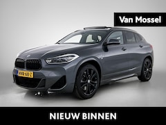 BMW X2 - xDrive25e High Executive |M-PAKKET | PANORAMADAK | ACHTERUITRIJCAMERA | ELEKTRISCHE KOFFER
