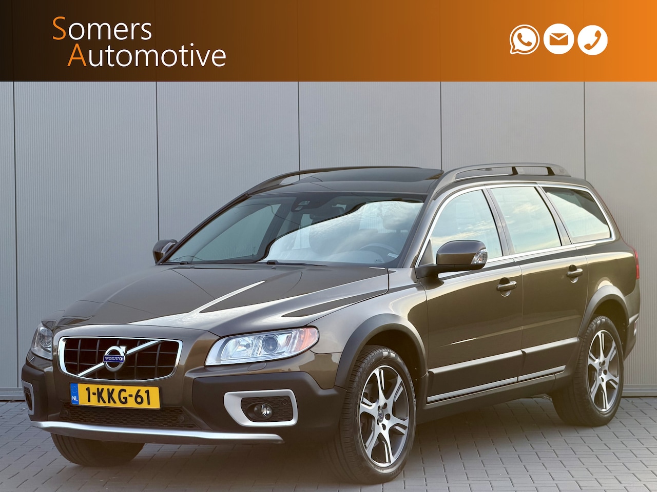 Volvo XC70 - 2.4 D5 Summum | Schuifdak | Xenon | Stoelventilatie - AutoWereld.nl
