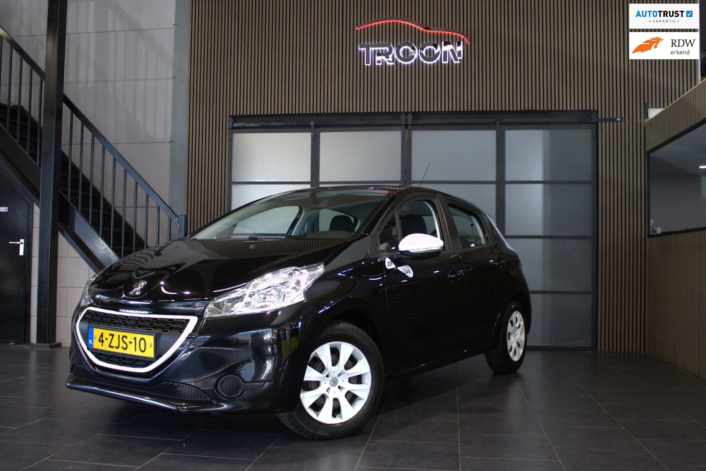 Peugeot 208 - 1.0 PureTech LIKE | Android - AutoWereld.nl