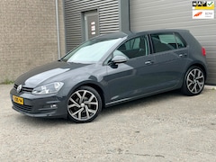 Volkswagen Golf - 1.2 TSI Trendline