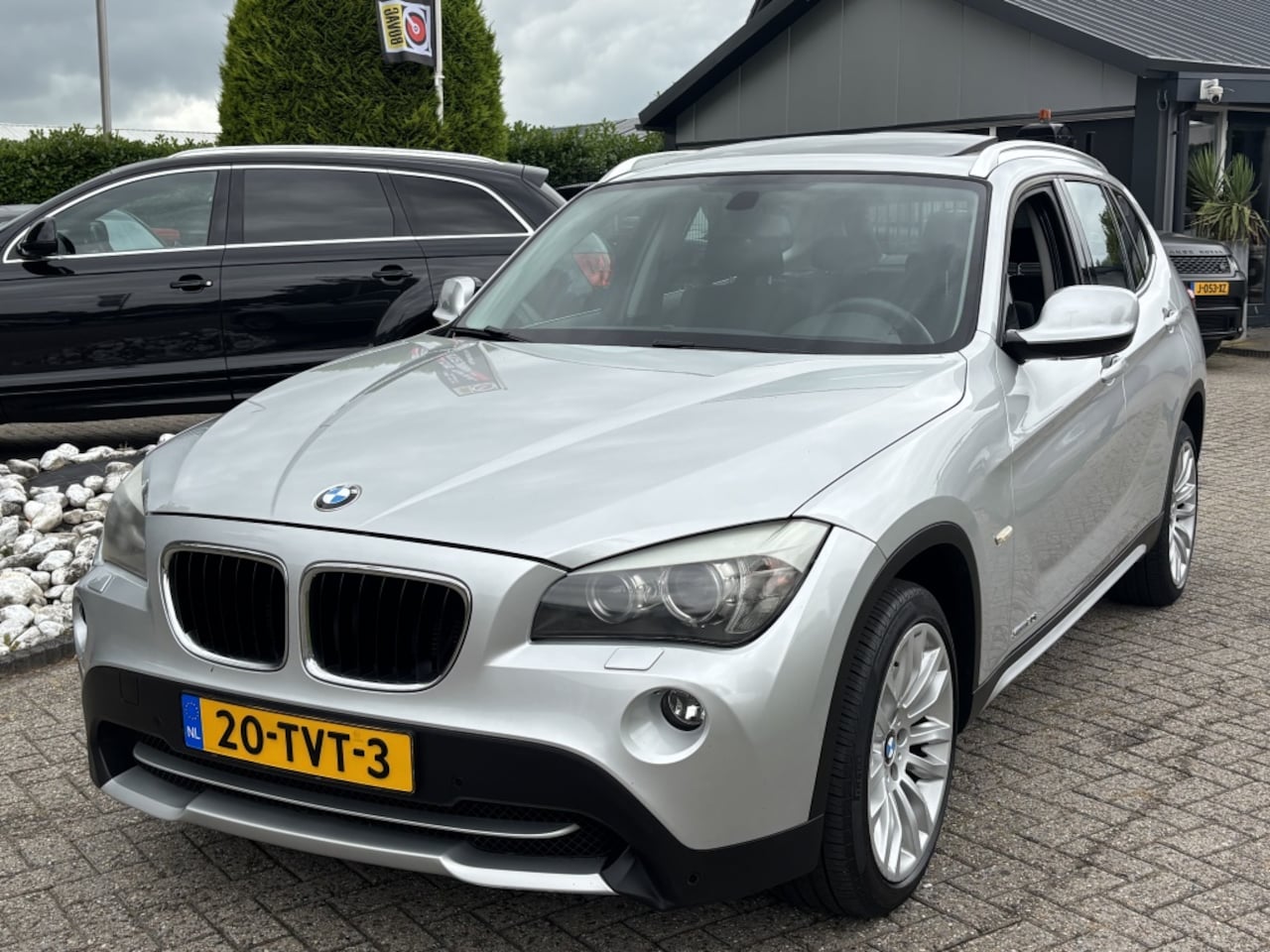 BMW X1 - 2.0i S-Drive 2012 Dealerauto 1E Eigenaar Panodak - AutoWereld.nl