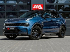 Lynk & Co 01 - 1.5 | Black Edition | Panoramadak|360° Camera|ACC|Stoelverwarming|Navi|Carplay