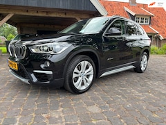 BMW X1 - XDrive25i High Executive, panoramadak