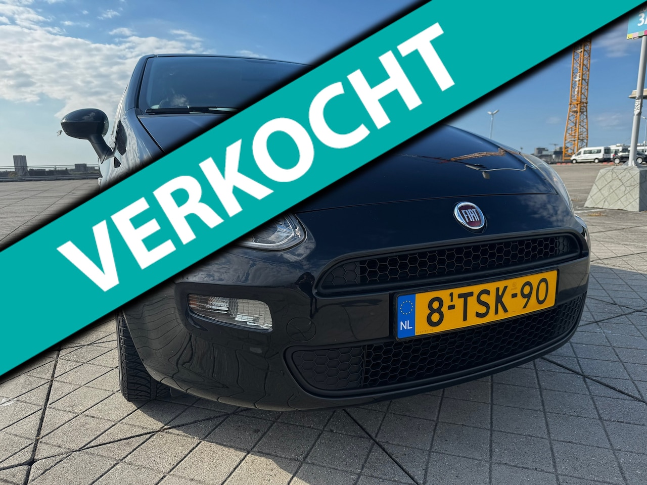 Fiat Punto Evo - 0.9 TwinAir Street AIRCO USB TREKHAAK NAP TOP - AutoWereld.nl