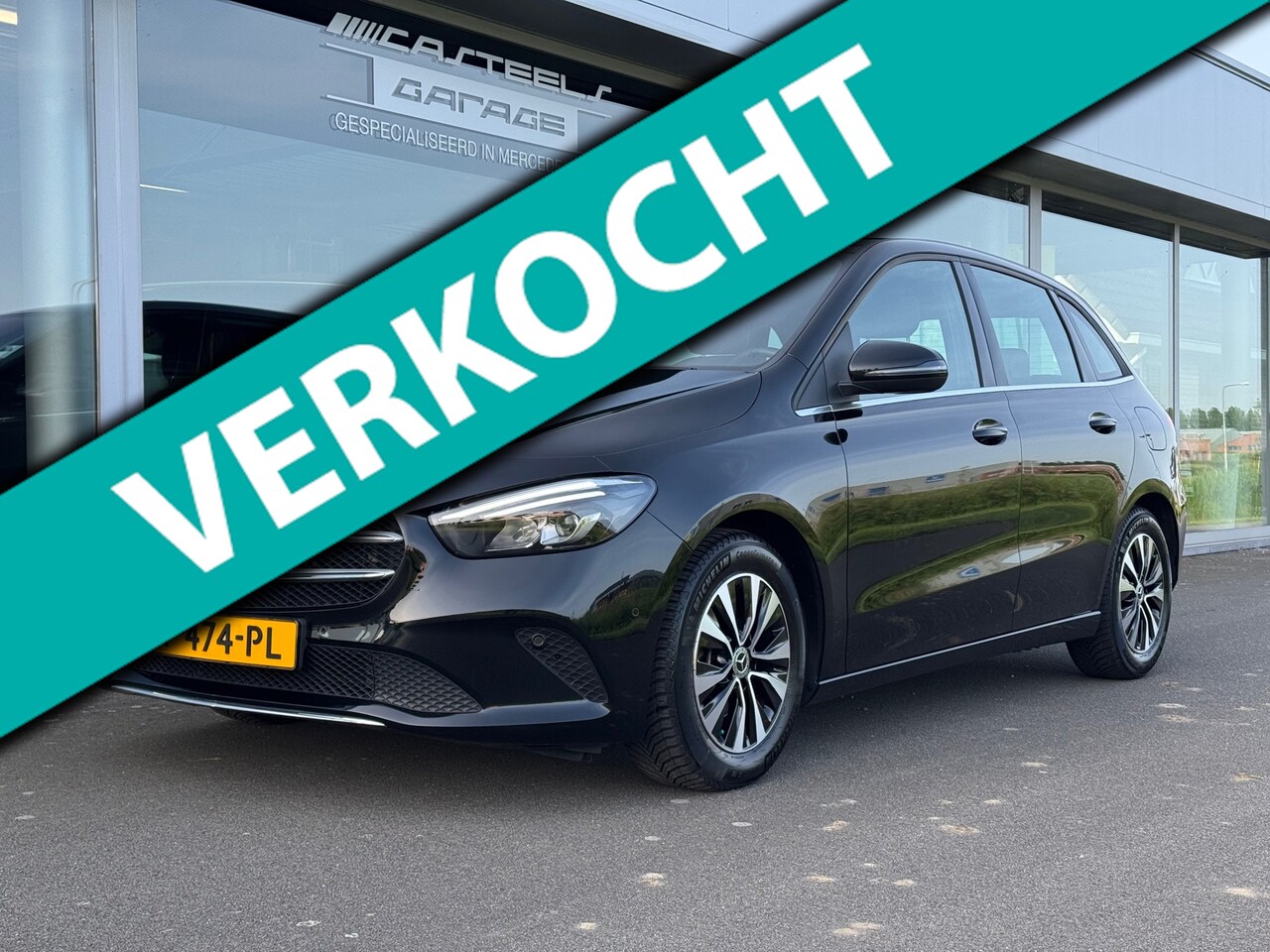 Mercedes-Benz B-klasse - 180 Business Solution style automaat , wegklapbare trekhaak , achteruitrijcamera - AutoWereld.nl