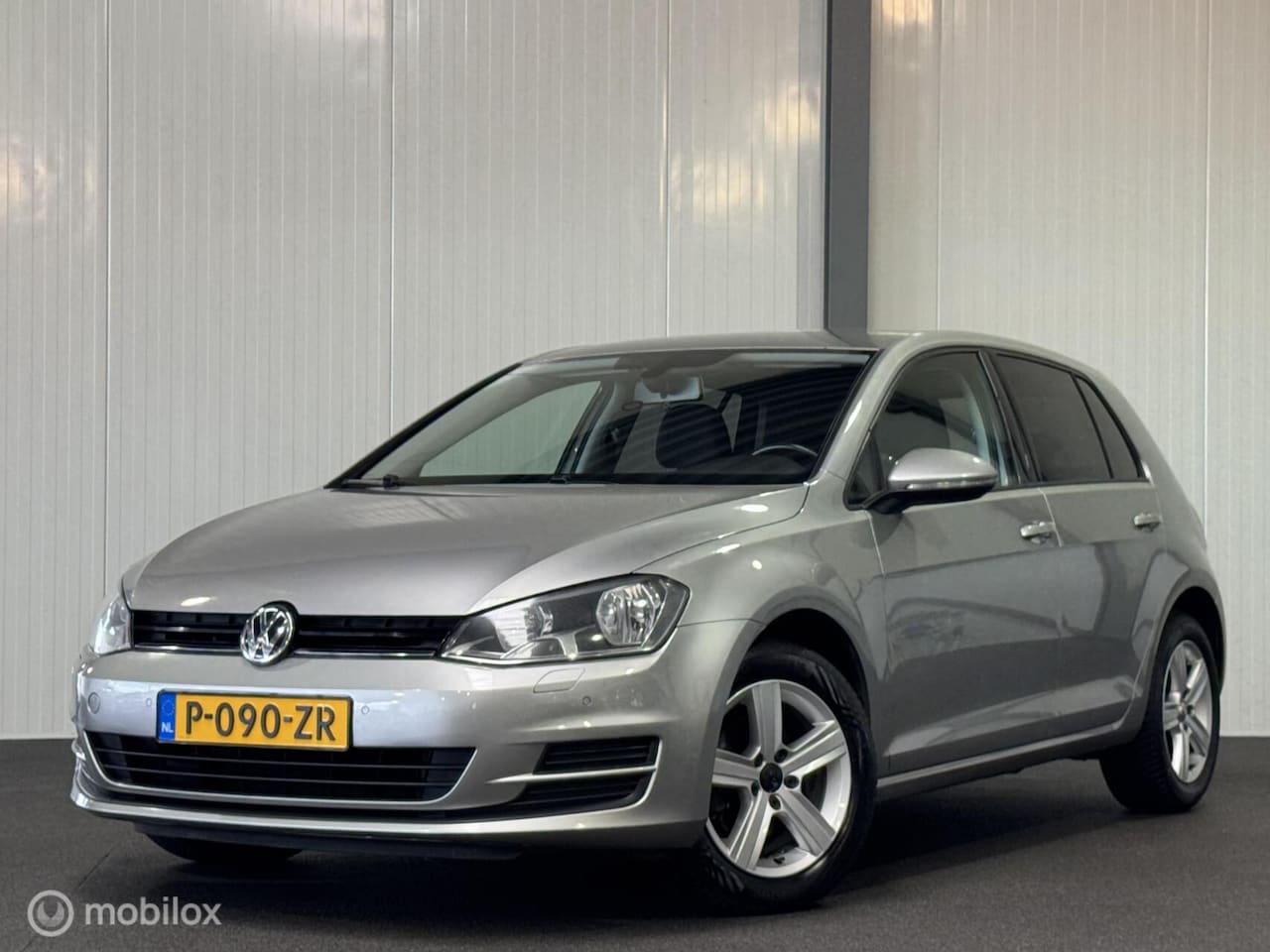 Volkswagen Golf - 1.6 TDI Comfortline 5-drs [ historie clima navi cruise ] - AutoWereld.nl